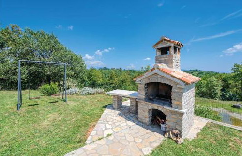 Four-Bedroom Holiday Home In Bregi - Foto 4