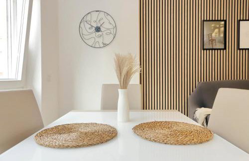 Modern Large Apartment in Rome - Photo 2