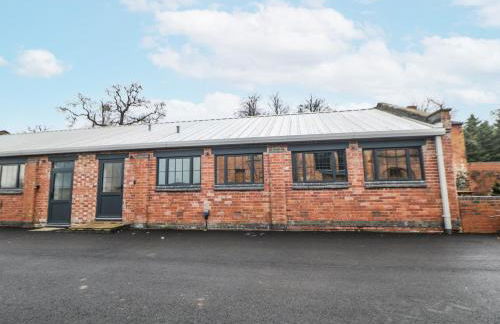 Courtyard View - Photo 35