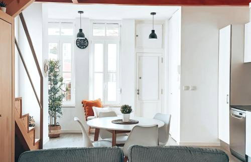 Mezzanine with courtyard in Porto n 29 - Foto 16