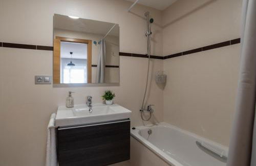 Apartamento Bulevar 2 con parking gratuito - Photo 15