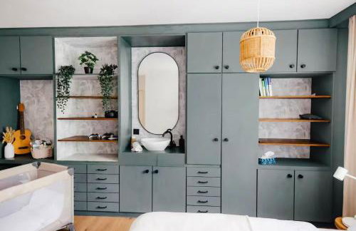 Bahnhofsnahe 9 Zimmer 200QM PS5 für Familien & Firmen - Foto 4