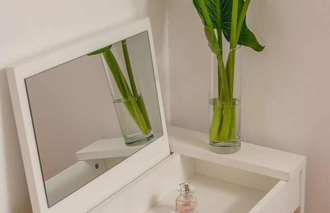 Yellow house with private parking - Photo 9