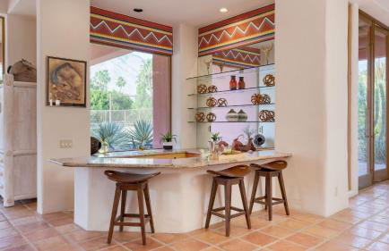 The Pond Estate by Avantstay Maximalist Designer Compound w/ 2 Casitas, Indoor + Outdoor Pools, Tennis Court, & Gorgeous Mountain Views 12k Sqft - Foto 97