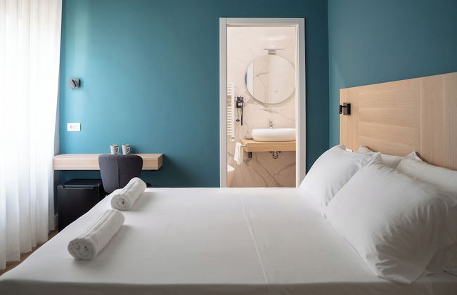 Nolana 28 Rooms in Naples - Photo 1