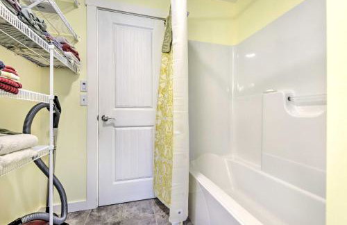 Sunny Morristown Home - Walk to Restaurants! - Foto 16