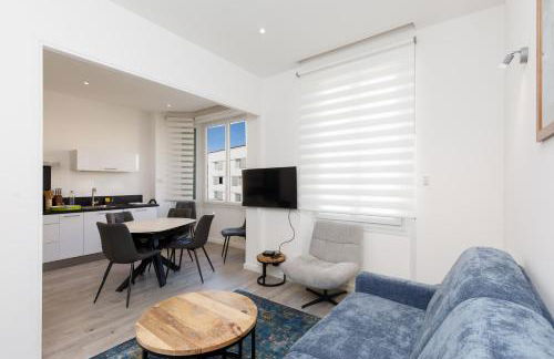 Modern Jaurès-Center-Clim-Wifi-Festival - Photo 1