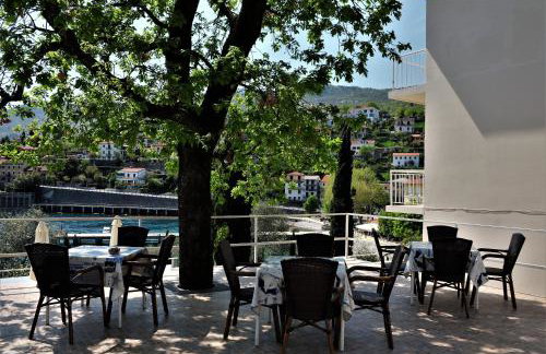 Apartmani Kadmen - Photo 9