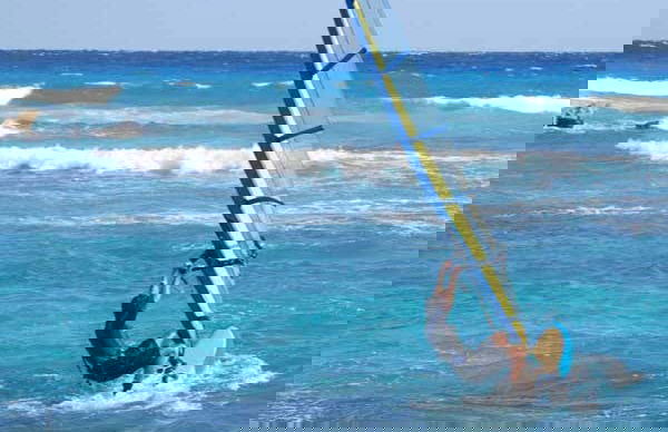 Cours de windsurf à Bentota - Photo 1