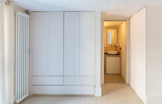 Cool Flat at Via dei Mille by Napoliapartments - Foto 21