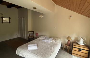 Corps de ferme rénové à 10 min de Sarlat - Foto 4