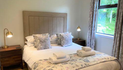 Birch 18 With Hot Tub, Newton Stewart - Foto 4, towels