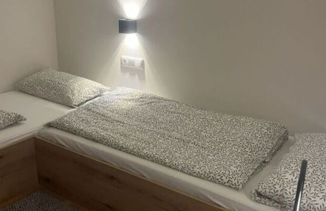 1 Porzig Modern Retreat - Photo 3