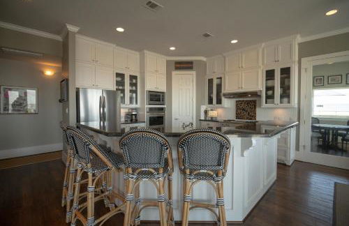 Beachfront 4BR - Pickleball, Gameroom, Luxury Gated Community! - Foto 14