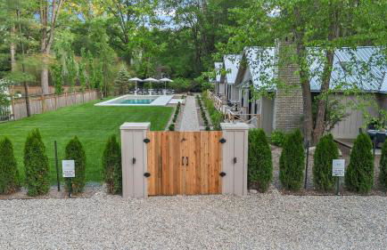 Townie 3 - The Moss by Juniper Holiday + Home - Foto 18