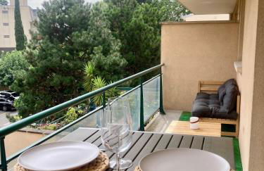 Joli studio avec grande terrasse et parking - Foto 1