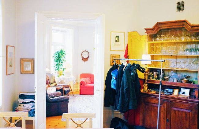 Beautiful, Artistic, Heirloom Apartment - Foto 12