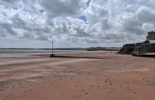 Wisteria Cottage - Photo 18