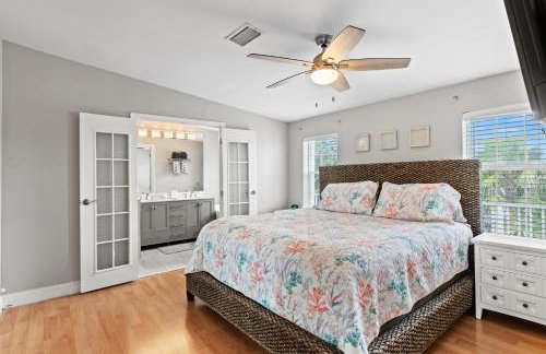 Near Beach Hot Tub Pet-Friendly - Foto 54