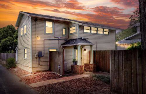 Charming Historic 2-story Carriage House located in Downtown Lakeland walking distance from FSC! - Foto 2