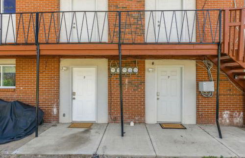 Home in Kansas City 15 mins to KCI with a KING bed and workspace - Foto 28