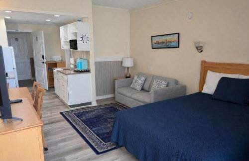 Courtyard Resort - Photo 14