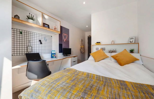 For Student Only Magdalen Street at Colchester - Foto 2