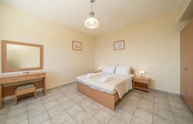 Villa Niki With Swimming Pool - Photo 18