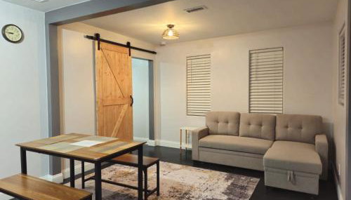 luxe studio with a great location lawrenceville - Foto 2