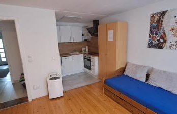 helle Souterrainwohnung nähe Flughafen, Landshut und München 1 bis 5 Personen - Foto 8