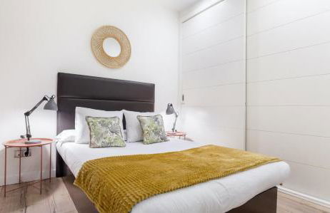 Universidad en Madrid - Photo 37