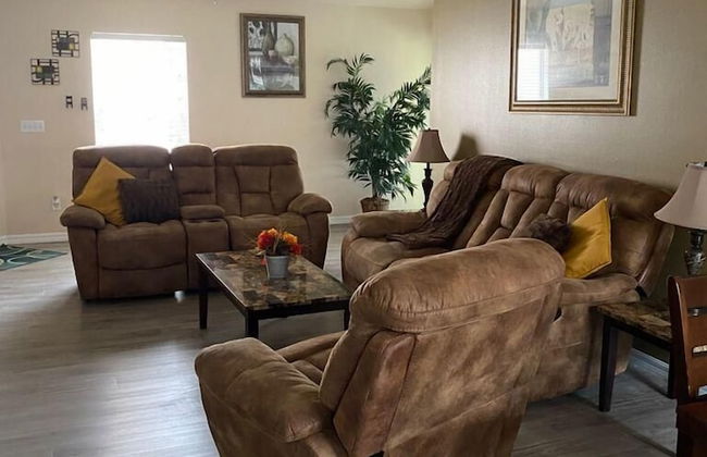 Four Bedroom Pool Home -- 289 EP -- Vusa Four Bedroom Pool Home - Foto 32