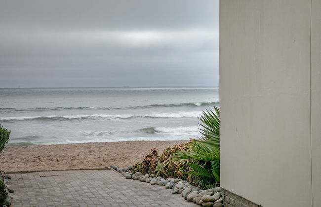 Blue Pearl - situated right on the beach - Foto 34