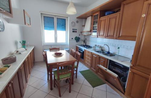 La Dimora dei Naviganti - 15 Min dalla Costiera Amalfitana Vista Mare con Jacuzzi - Foto 35