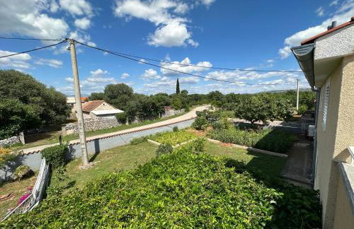Apartments Brkić, Lozovac Krka NP with Pool - Foto 23