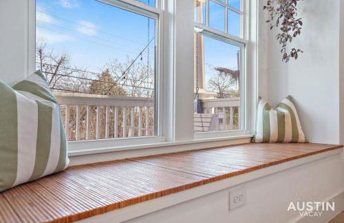 Impressive East Austin Gem Home That Has it All - Foto 11