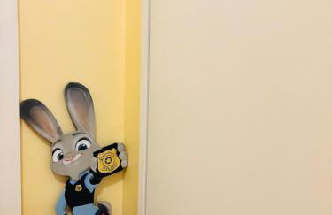 THE ENCHANTED HOUSE ( 15 min walk to Disney) - Foto 3