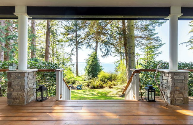 Westside Waterfront View Home - Avantstay Hot tub - Foto 33