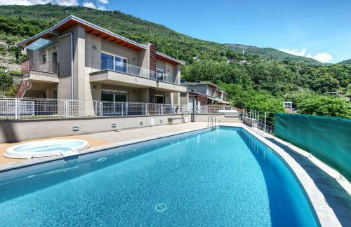 Yellow Lake View by Halldis - Foto 1