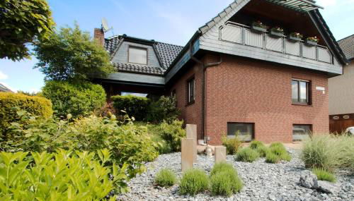 Zwei Ferienwohnungen Ankerpatz 70 qm mit Loggia & Puppenstube 50 qm mit Gartenterrasse in Hagenburg nähe Steinhuder Meer - Foto 2