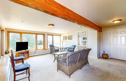 Group Getaway on Working Farm! Near Saratoga - Foto 9