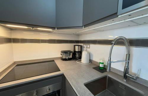 Modern & sunny beach apartment - Photo 2