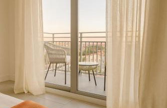 Miami Skyline Residences by Untitled Stay - Photo 3