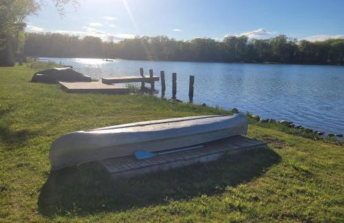 Seven Oaks at Bass Lake - Lakefront Getaway! - Foto 10