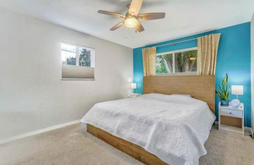 Family Oasis Offices Home Gym Fenced Yard - Foto 3