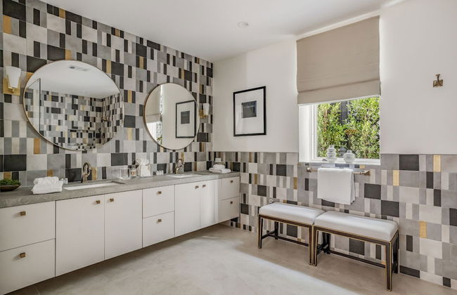 Laurel Canyon - Photo 14