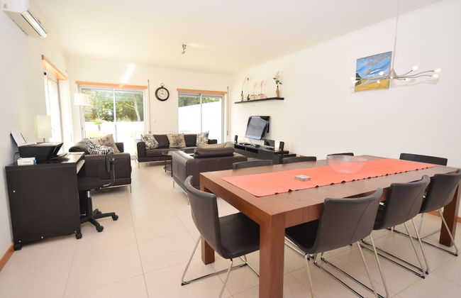 Modern Villa in Sao Martinho do Porto With Swimming Pool - Photo 23