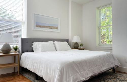 Historic 1900s Townhome with a Modern Flair - Foto 4