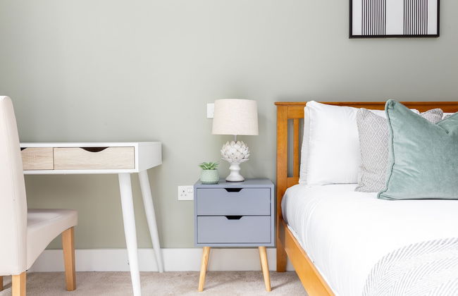 Luminous 2 Bed Balcony Flat in Islington - Foto 8