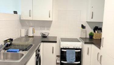 Modern 1-Bed Flat, Sleeps 4 - Foto 5, stove, toaster